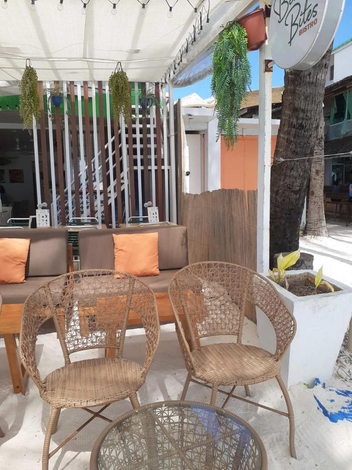 Bluewaves Beach House Balabag  Екстер'єр фото